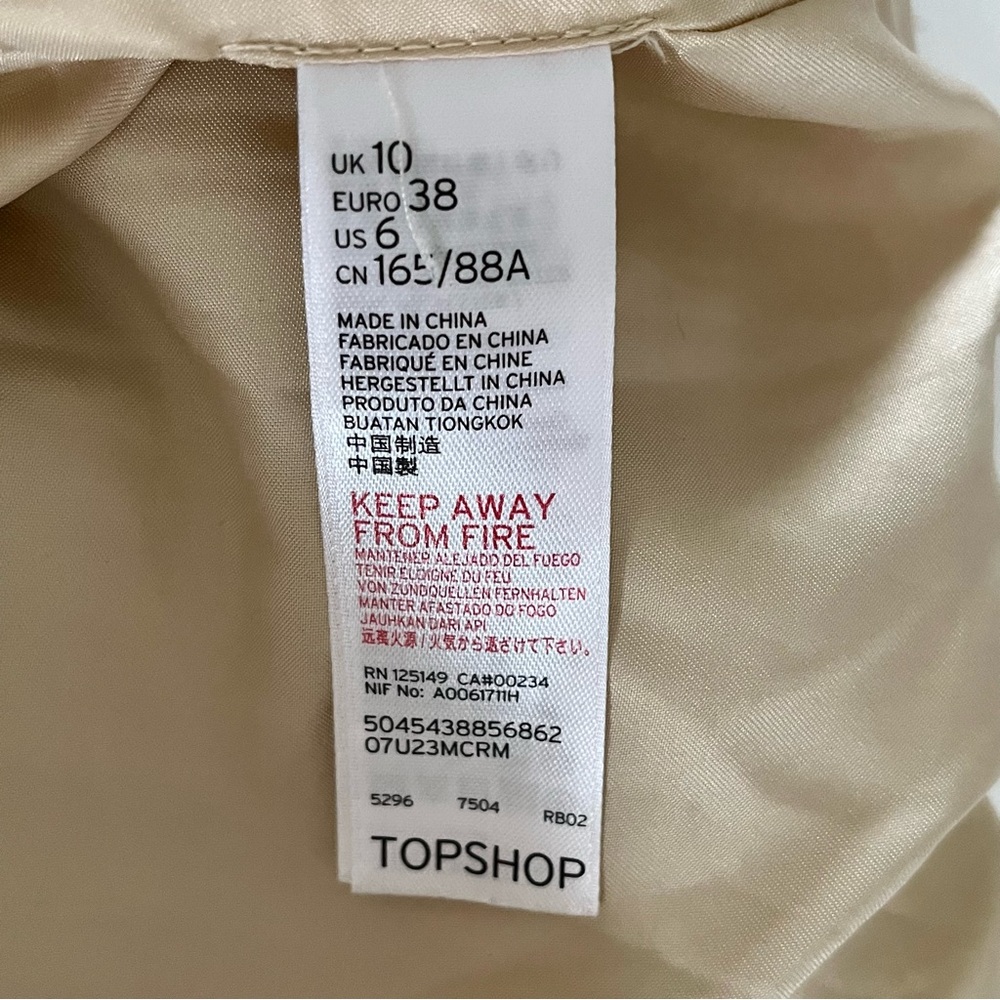 TopShop Teddy Coat in Cream (S) - Picture 15 of 16